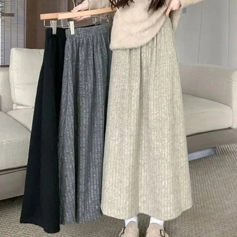 Flattering high-waisted design