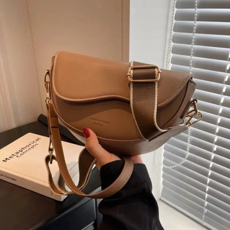 Women's Vintage Saddle Crossbody Bag
