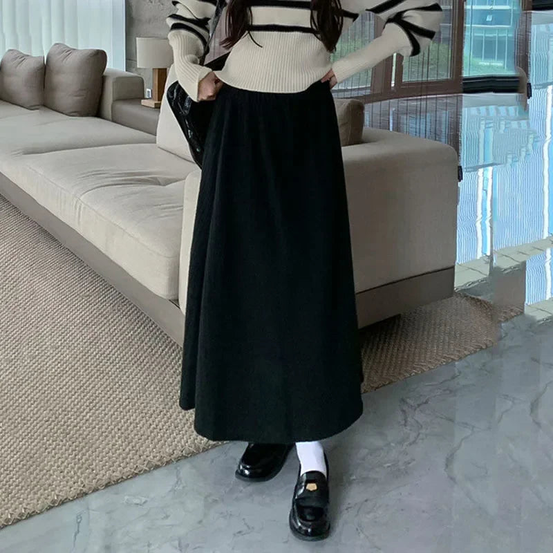 Flattering high-waisted design